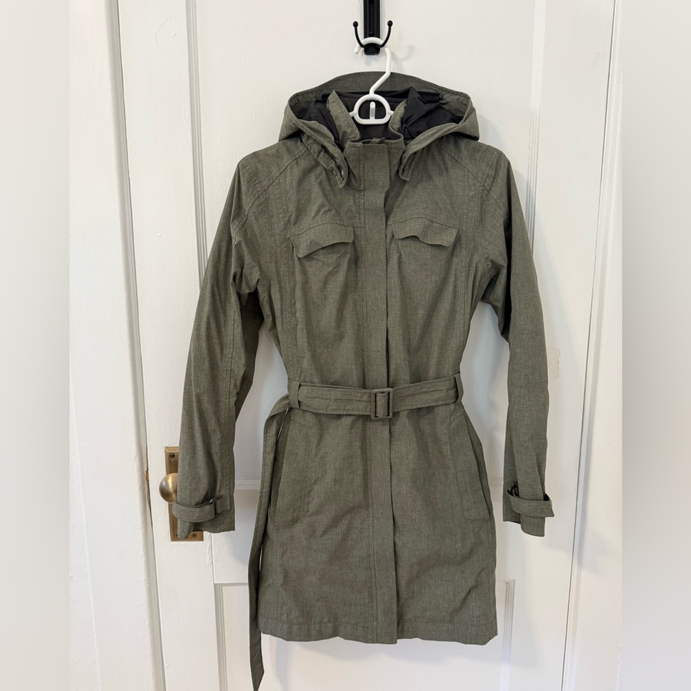 REI Women's Rain coat in Olive